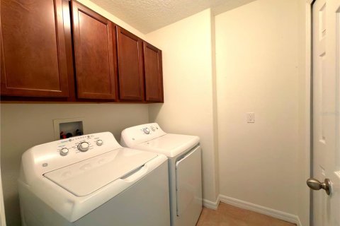 Touwnhouse à louer à Sanford, Floride: 3 chambres, 138.33 m2 № 2147938 - photo 16