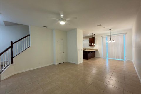 Touwnhouse à louer à Sanford, Floride: 3 chambres, 138.33 m2 № 2147938 - photo 2