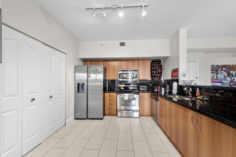 Condo in Delray Beach, Florida, 2 bedrooms  № 2190718 - photo 8
