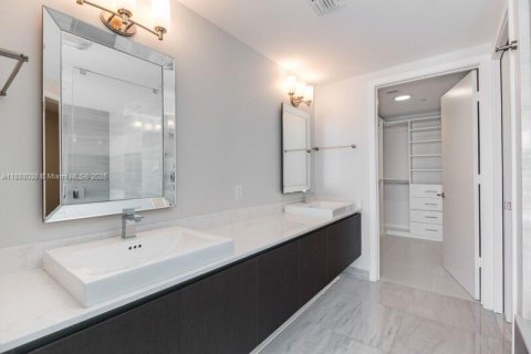 Снять в аренду кондоминиум в Майами-Бич, Флорида 1 спальня, 81.29м2, № 1942054 - фото 14