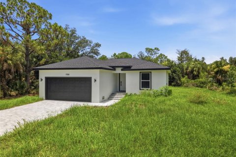 Villa ou maison à louer à Port Charlotte, Floride: 3 chambres, 117.99 m2 № 2224753 - photo 3