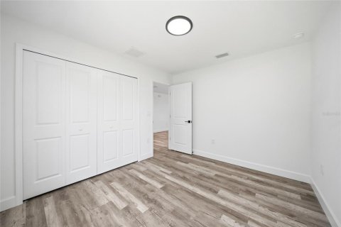 Villa ou maison à louer à Port Charlotte, Floride: 3 chambres, 117.99 m2 № 2224753 - photo 20