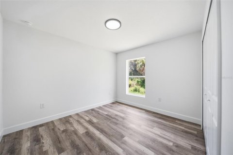 Villa ou maison à louer à Port Charlotte, Floride: 3 chambres, 117.99 m2 № 2224753 - photo 21