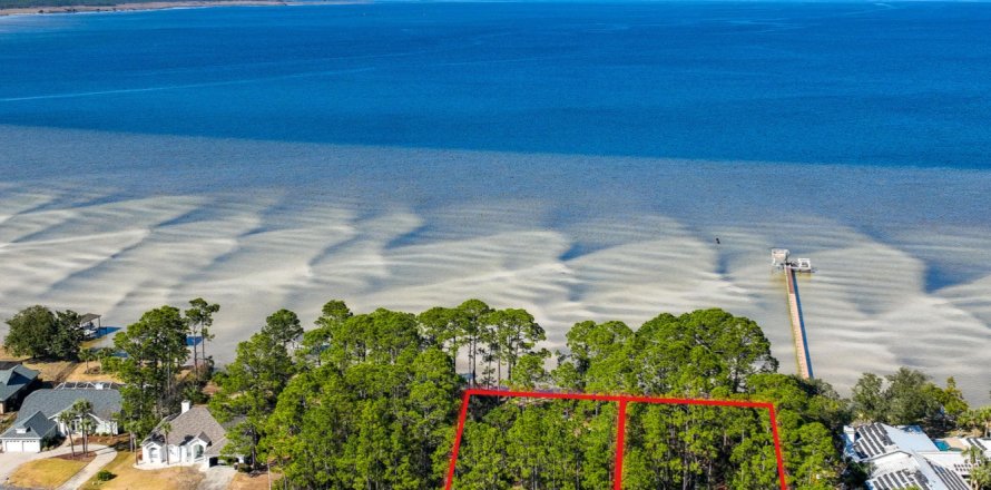 Land in Panama City Beach, Florida № 558656