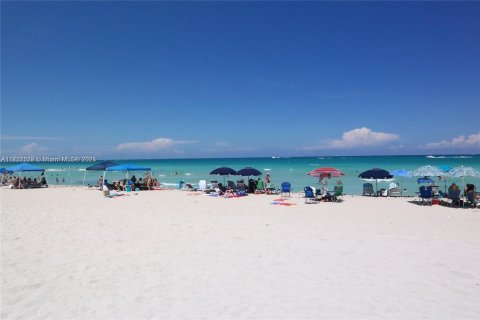 Купить кондоминиум в Майами-Бич, Флорида 2 спальни, 95.69м2, № 1984941 - фото 23