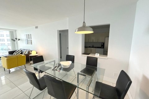 Купить кондоминиум в Майами-Бич, Флорида 2 спальни, 95.69м2, № 1984941 - фото 5