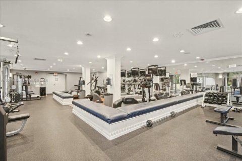 Copropriété à louer à Hollywood, Floride: 1 chambre, 68.38 m2 № 2397338 - photo 8