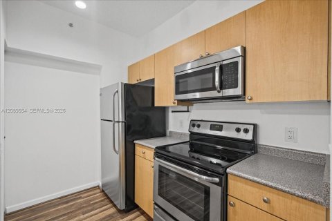 Copropriété à louer à Hollywood, Floride: 1 chambre, 68.38 m2 № 2397338 - photo 16