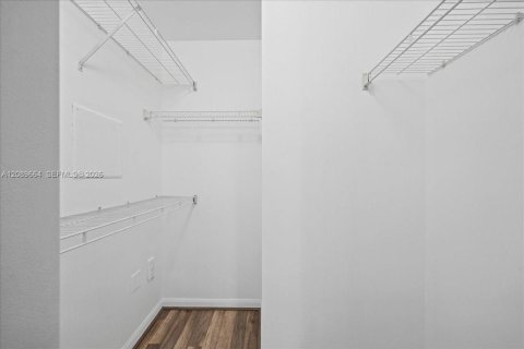 Copropriété à louer à Hollywood, Floride: 1 chambre, 68.38 m2 № 2397338 - photo 22
