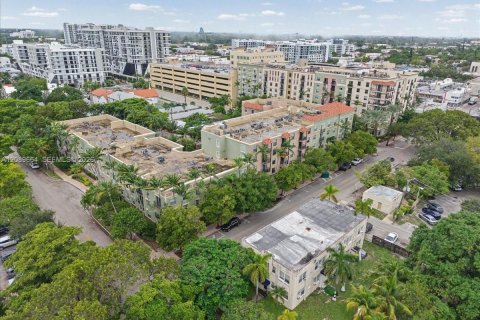 Copropriété à louer à Hollywood, Floride: 1 chambre, 68.38 m2 № 2397338 - photo 3