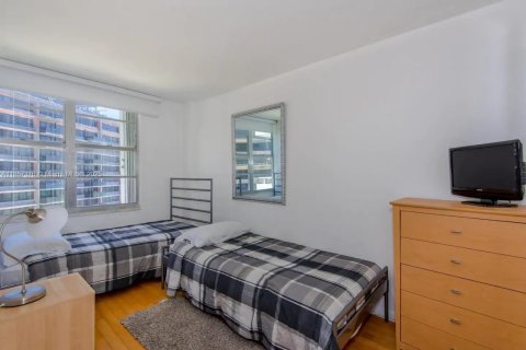 Снять в аренду кондоминиум в Майами-Бич, Флорида 3 спальни, 126.35м2, № 1960321 - фото 12