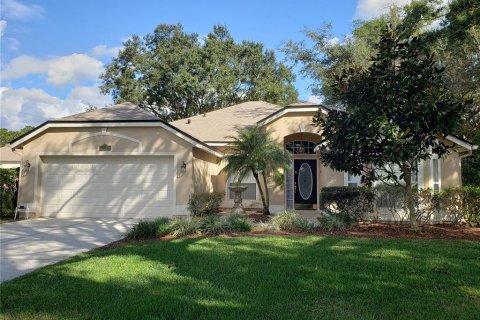 House in Apopka, Florida 4 bedrooms, 190.17 sq.m. № 2197516