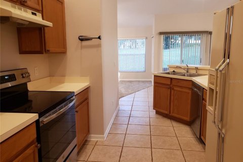 Casa en alquiler en Apopka, Florida, 4 dormitorios, 190.17 m2 № 2197516 - foto 9