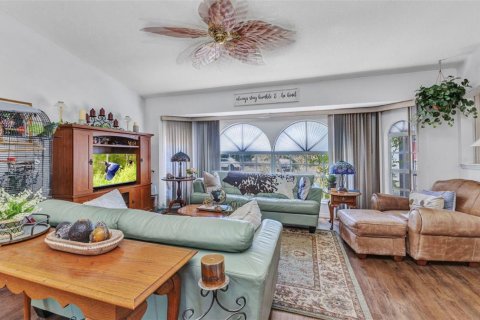 Casa en venta en Punta Gorda, Florida, 3 dormitorios, 129.78 m2 № 1722272 - foto 4