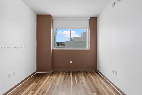 Купить кондоминиум в Майами, Флорида 2 спальни, 111.76м2, № 2044870 - фото 23