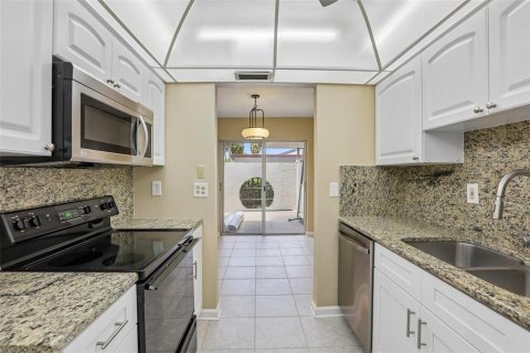 Villa ou maison à vendre à Largo, Floride: 2 chambres, 92.9 m2 № 2148116 - photo 10