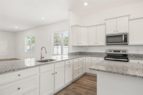 House in Tampa, Florida 3 bedrooms, 202.53 sq.m. № 1733744 - photo 19