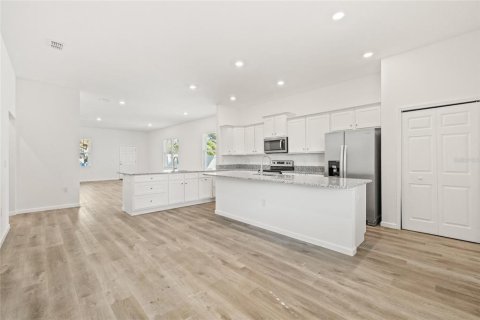 House in Tampa, Florida 3 bedrooms, 202.53 sq.m. № 1733744 - photo 16