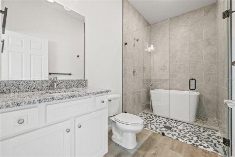 House in Tampa, Florida 3 bedrooms, 202.53 sq.m. № 1733744 - photo 28