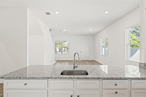 House in Tampa, Florida 3 bedrooms, 202.53 sq.m. № 1733744 - photo 23