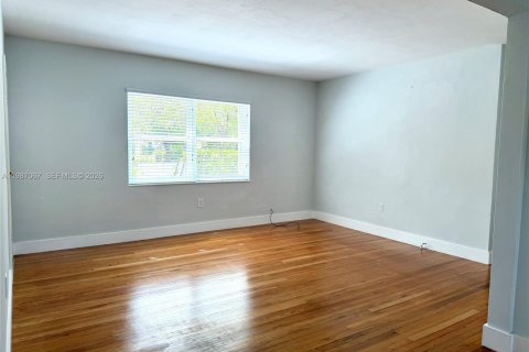 Copropriété à vendre à Miami, Floride: 2 chambres, 73.02 m2 № 2068111 - photo 13