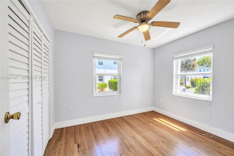 Copropriété à vendre à Miami, Floride: 2 chambres, 73.02 m2 № 2068111 - photo 25