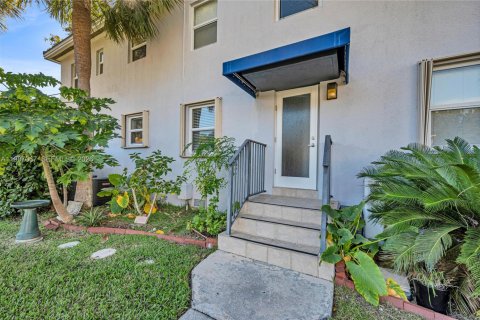 Copropriété à vendre à Miami, Floride: 2 chambres, 73.02 m2 № 2068111 - photo 30
