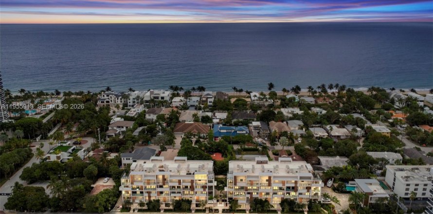 Condo in Fort Lauderdale, Florida, 3 bedrooms  № 2011159