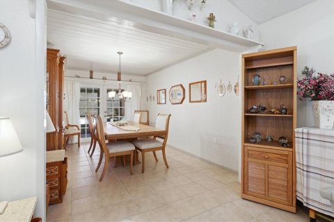 House in Bradenton, Florida 3 bedrooms, 123.65 sq.m. № 2239606 - photo 16
