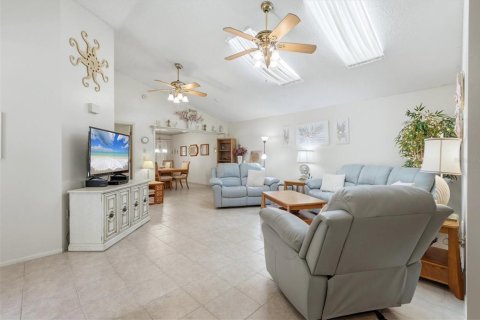 House in Bradenton, Florida 3 bedrooms, 123.65 sq.m. № 2239606 - photo 15