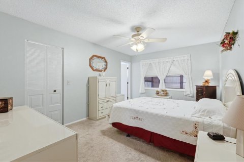 House in Bradenton, Florida 3 bedrooms, 123.65 sq.m. № 2239606 - photo 28