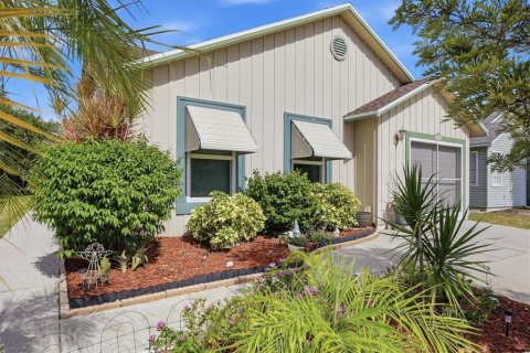 House in Bradenton, Florida 3 bedrooms, 123.65 sq.m. № 2239606