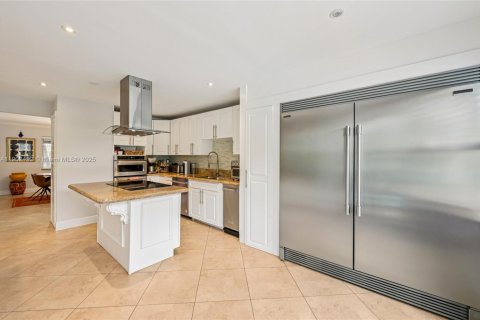 Villa ou maison à vendre à Boca Raton, Floride: 5 chambres, 299.33 m2 № 1968307 - photo 16