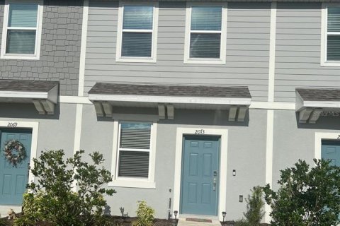 Adosado en venta en Kissimmee, Florida, 2 dormitorios, 110.27 m2 № 1904210 - foto 1