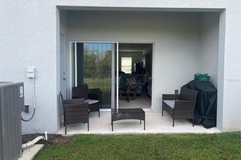 Adosado en venta en Kissimmee, Florida, 2 dormitorios, 110.27 m2 № 1904210 - foto 16