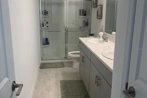 Adosado en venta en Kissimmee, Florida, 2 dormitorios, 110.27 m2 № 1904210 - foto 22