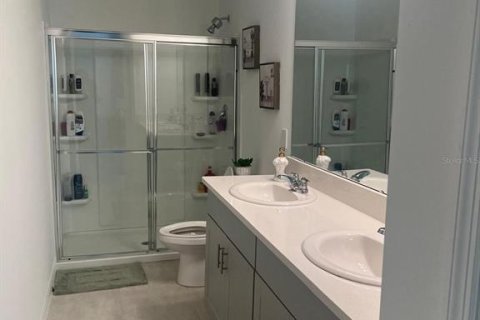 Adosado en venta en Kissimmee, Florida, 2 dormitorios, 110.27 m2 № 1904210 - foto 23