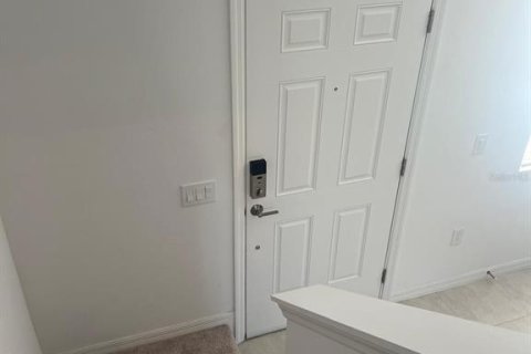 Adosado en venta en Kissimmee, Florida, 2 dormitorios, 110.27 m2 № 1904210 - foto 19