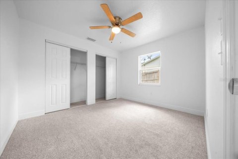 House in Spring Hill, Florida 3 bedrooms, 128.02 sq.m. № 1571718 - photo 30