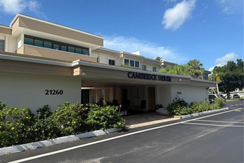 Condo in Port Charlotte, Florida, 2 bedrooms  № 1786125 - photo 1