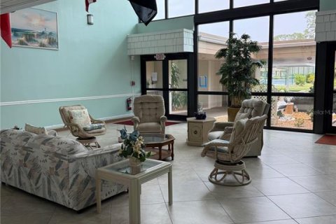 Condo in Port Charlotte, Florida, 2 bedrooms  № 1786125 - photo 3