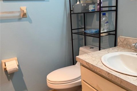 Condo in Port Charlotte, Florida, 2 bedrooms  № 1786125 - photo 24