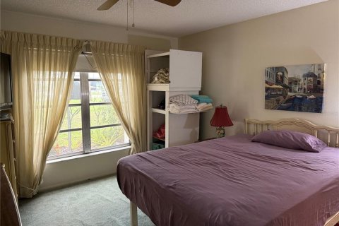 Condo in Port Charlotte, Florida, 2 bedrooms  № 1786125 - photo 22