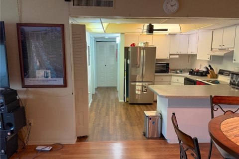 Condo in Port Charlotte, Florida, 2 bedrooms  № 1786125 - photo 17