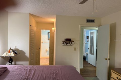 Condo in Port Charlotte, Florida, 2 bedrooms  № 1786125 - photo 25