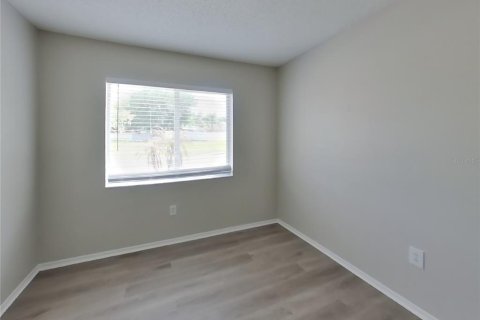Villa ou maison à louer à Plant City, Floride: 3 chambres, 108.88 m2 № 2117697 - photo 8