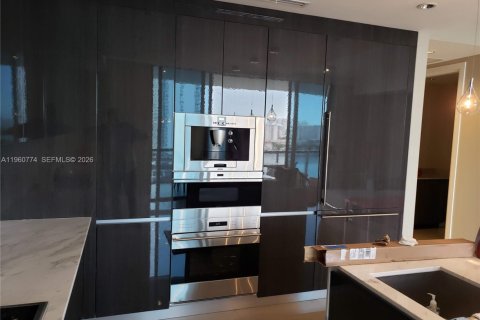 Condominio en alquiler en Aventura, Florida, 3 dormitorios, 222.78 m2 № 2023522 - foto 2