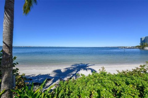 Copropriété à louer à Sarasota, Floride: 2 chambres, 129.04 m2 № 619718 - photo 19