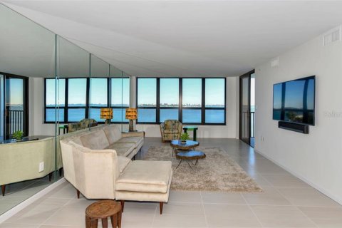 Copropriété à louer à Sarasota, Floride: 2 chambres, 129.04 m2 № 619718 - photo 8
