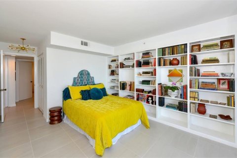 Copropriété à louer à Sarasota, Floride: 2 chambres, 129.04 m2 № 619718 - photo 25